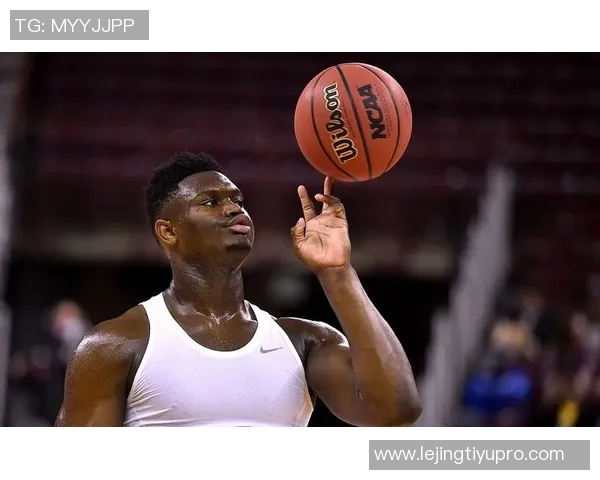 锡安首节表现抢眼2中1加罚球4中6收获6分2前场篮板